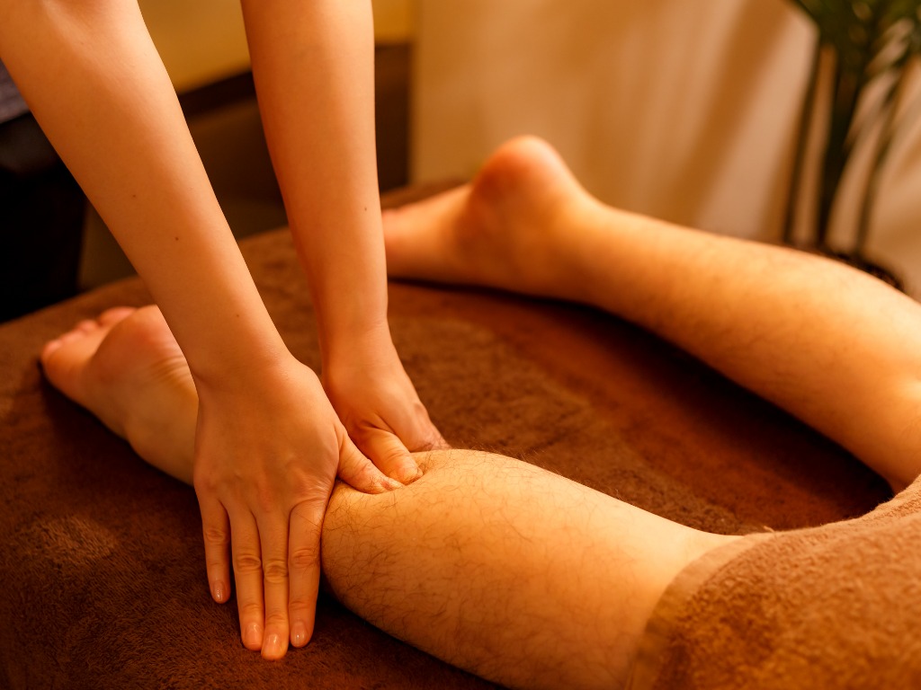 「血流改善でポカポカ♪秋冬におすすめのフットケア」